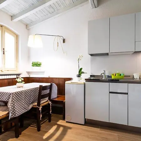 Enjoy Funicolare Apartament